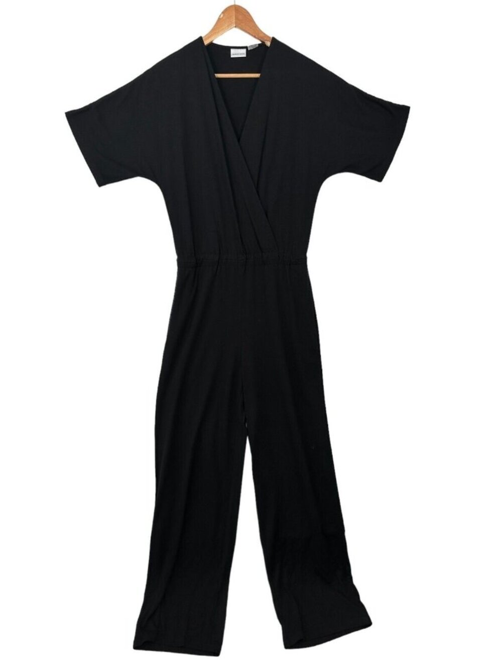 Newport News Womens Medium Jumpsuit One Piece Black Short Sleeve‎ Stretch V-Neck